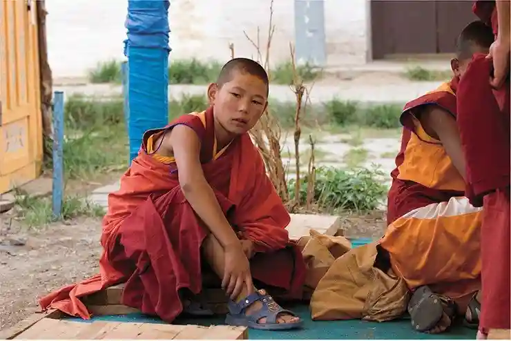 Мальчик-монах из монастыря Эрдэнэ-Дзу