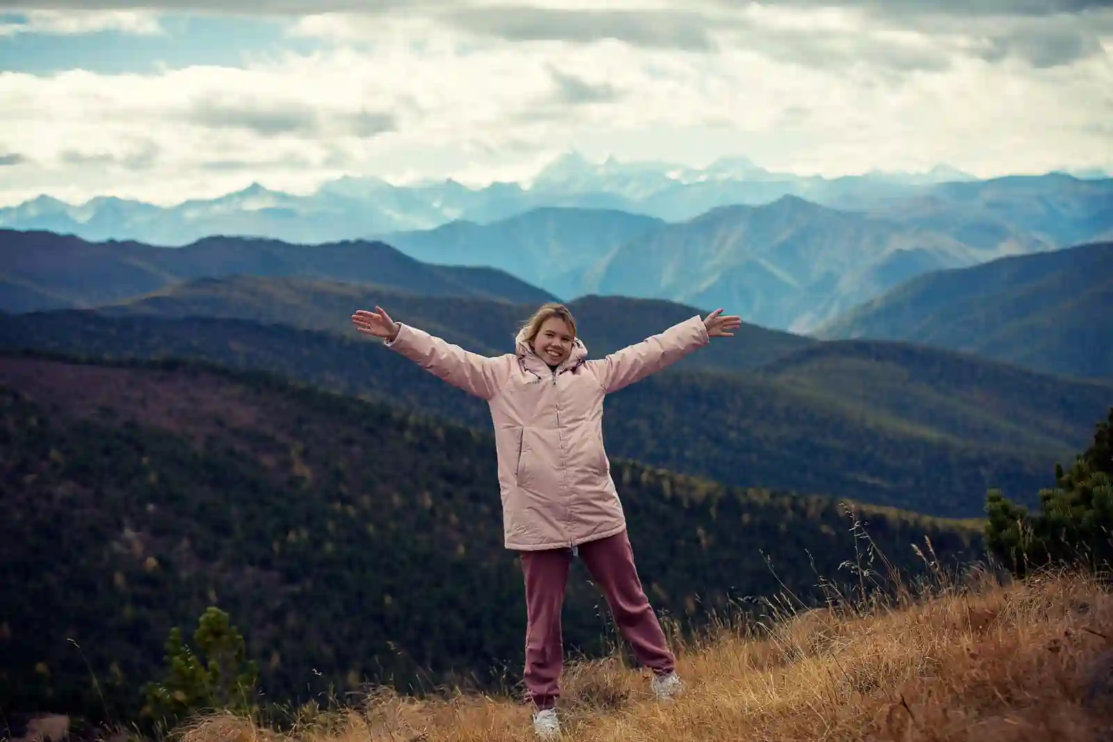 Вид на гору Белуха с перевала Ачик